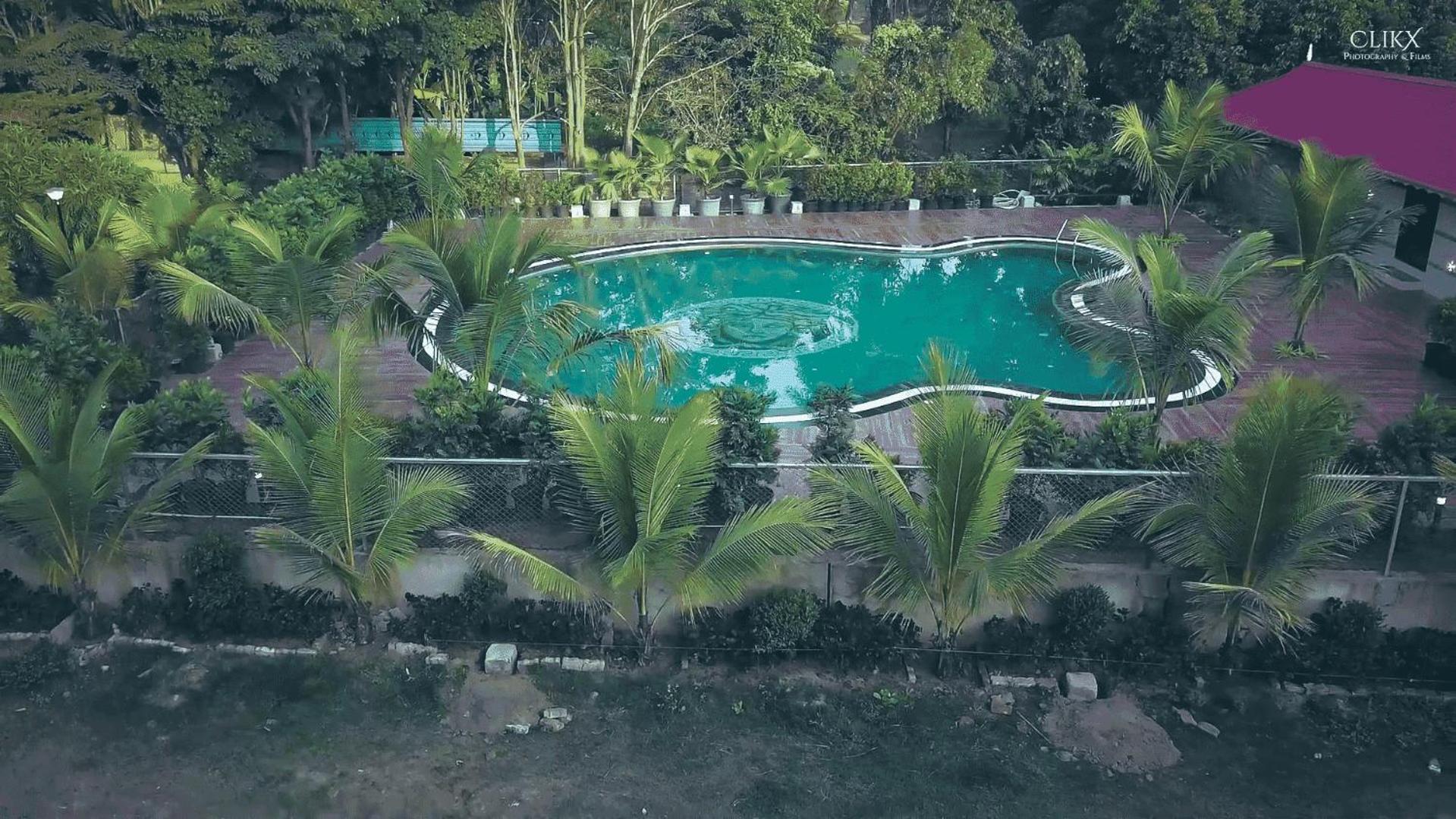 Hotel Royal Retreat Sambalpur Exteriör bild